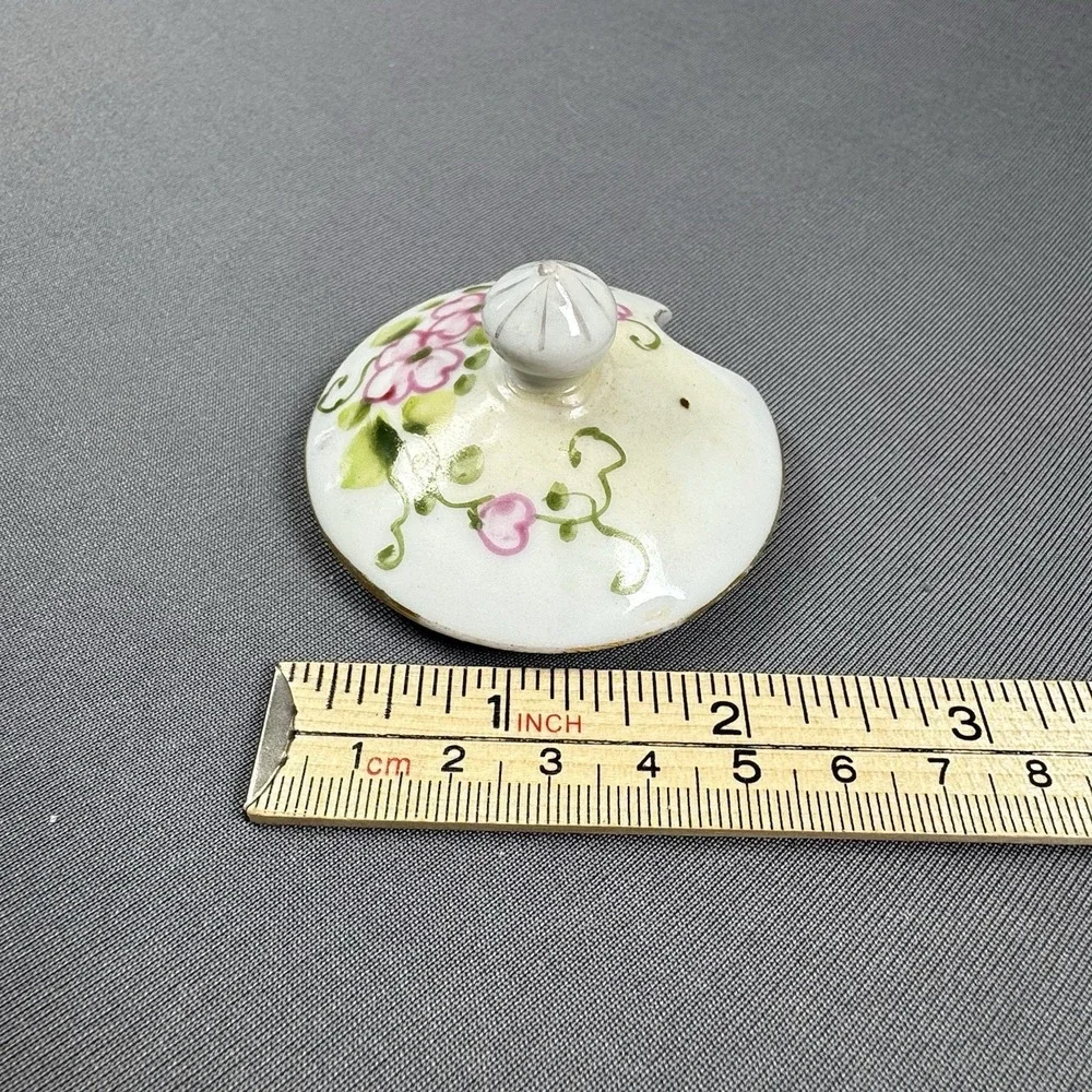 Lefton? Hand-Painted‎ Porcelain Lid